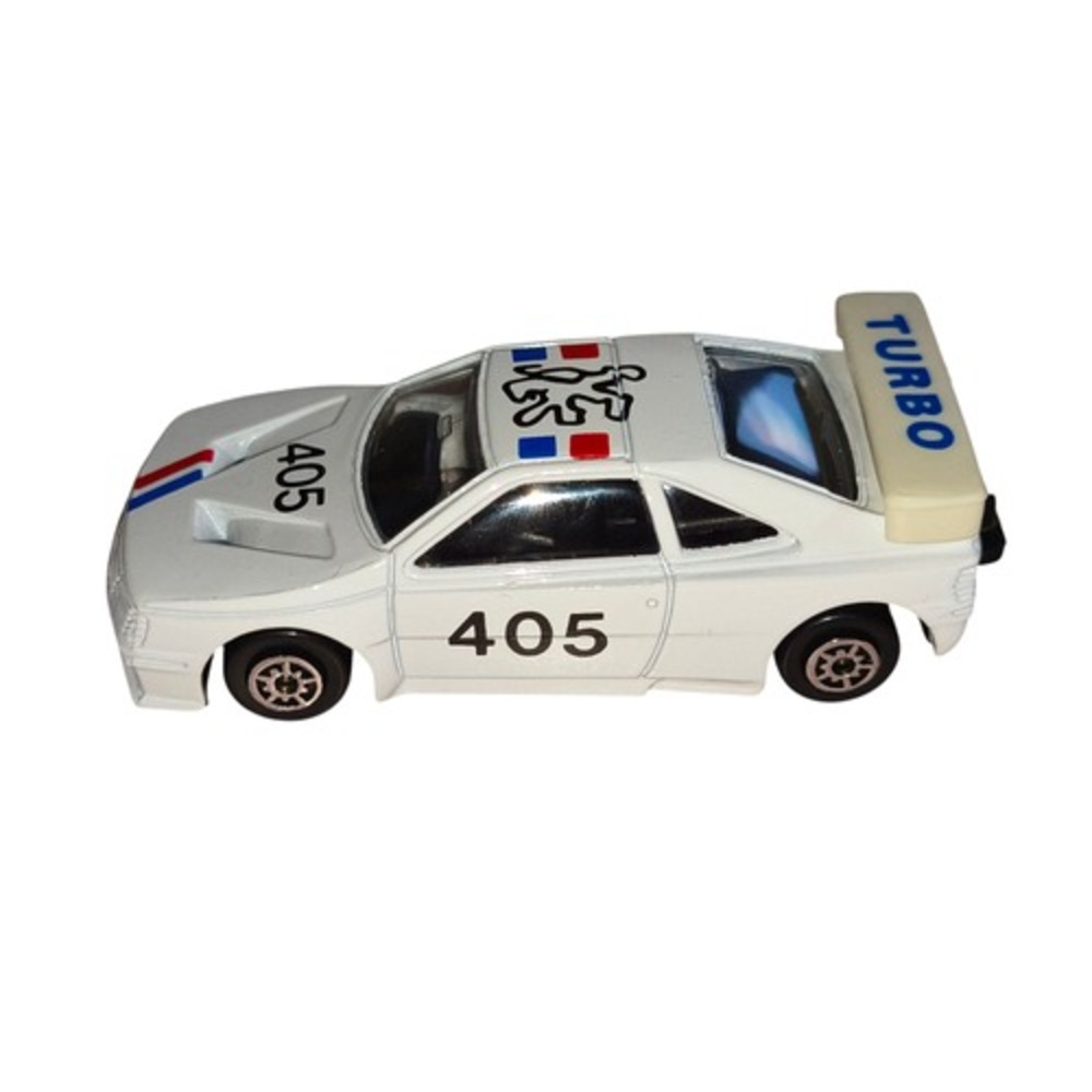 Maisto Peugeot 405 Turbo White 1:64 Diecast